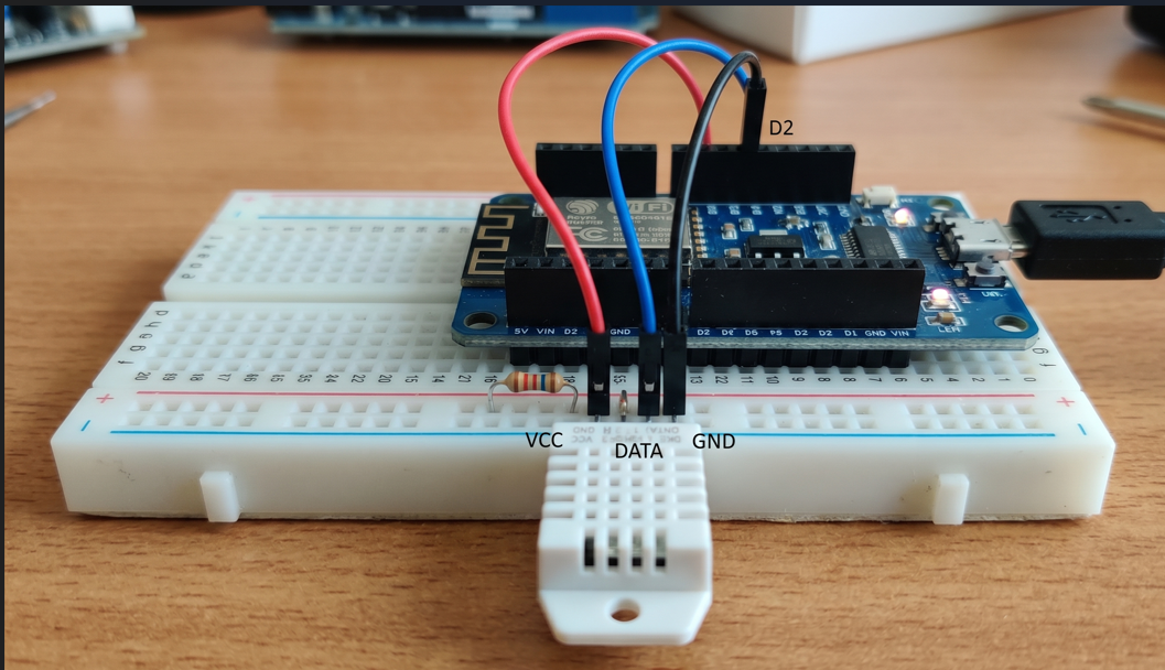 ESP8266 D1 Large DHT22 Temperature and Humidity Monitor